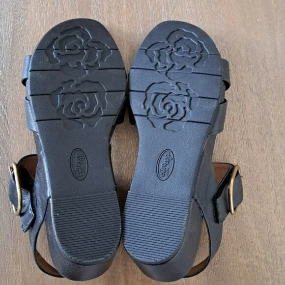 Eurosoft by Sofft Rowe Sandals - Color: Black - Size: Women 9.5 - Picture 8 of 9